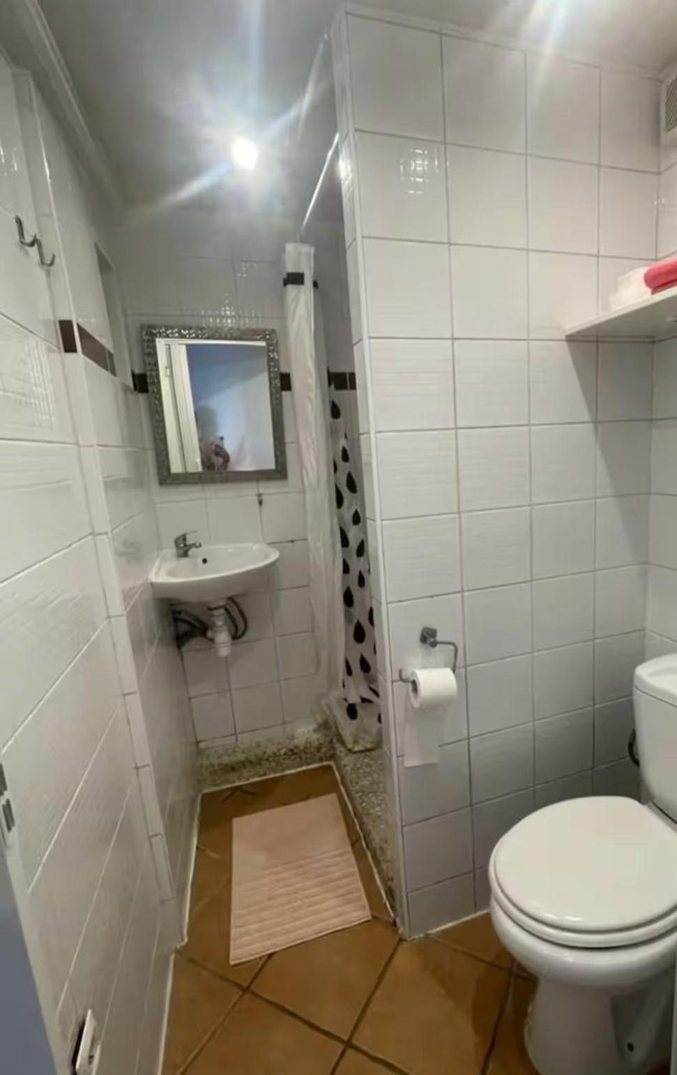 Escapade Pres De Lille - Appartement Charmant Avec Terrasse Et Parking Privee Mons-en-Baroeul Dış mekan fotoğraf