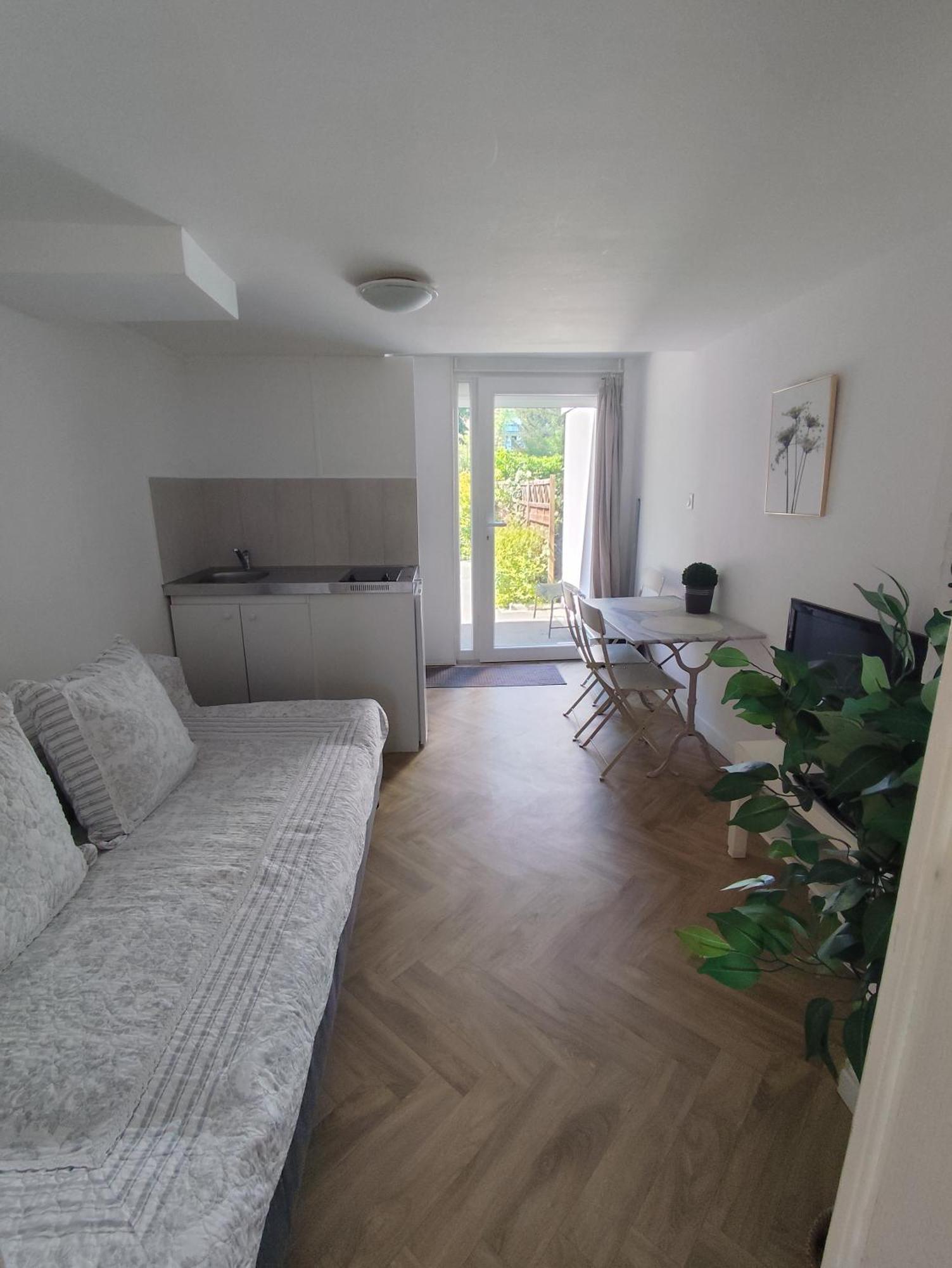 Escapade Pres De Lille - Appartement Charmant Avec Terrasse Et Parking Privee Mons-en-Baroeul Dış mekan fotoğraf